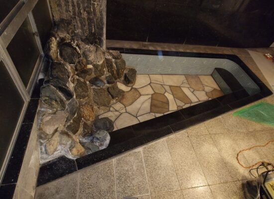 老舗温泉浴槽漏水対策